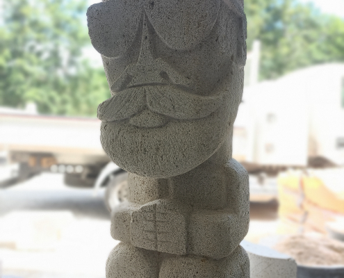 TIKI pierre